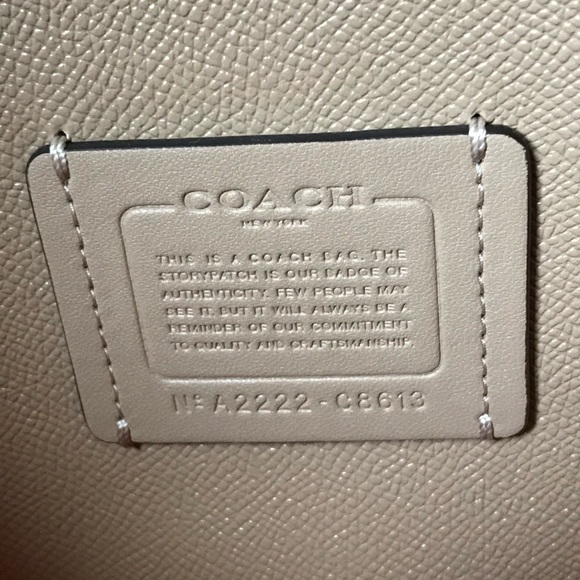 ✅Coach purse - Picture 9 of 12